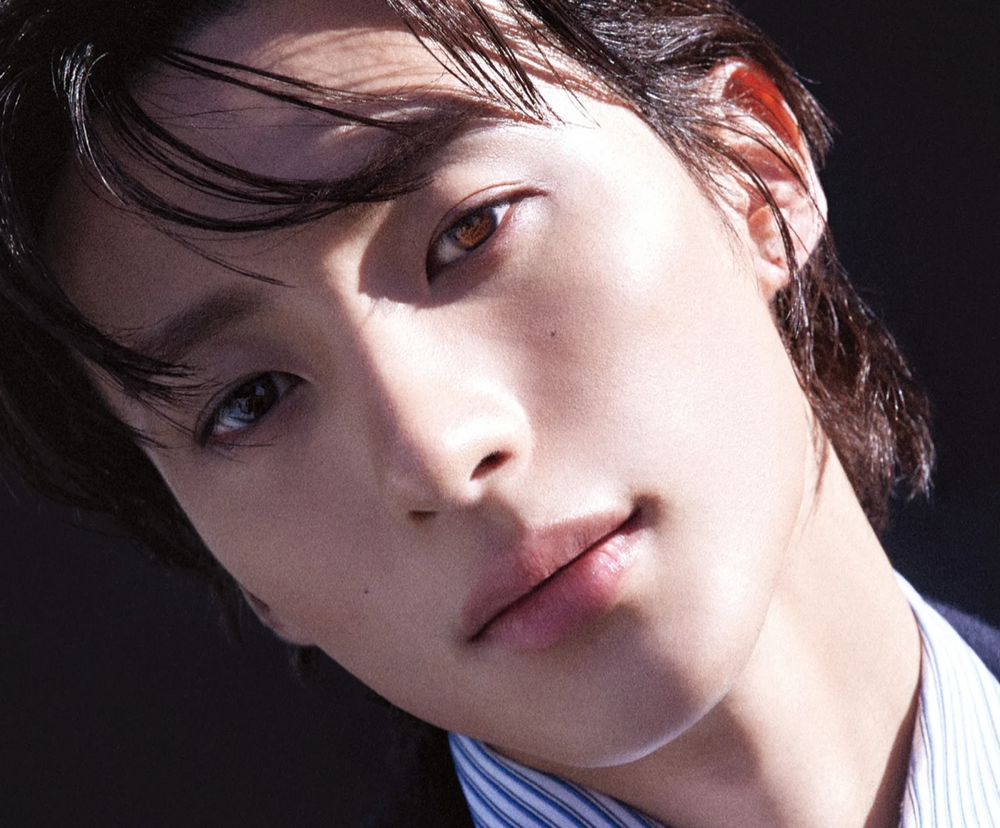 アントン(ESQUIRE KOREA 2026年10月号)
